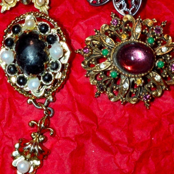 Beautiful five-piece brooch lot~one to repair - Picture 3 of 4